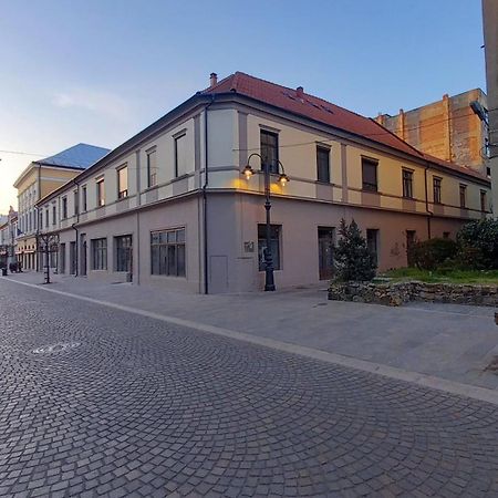 Luna Oradea Εξωτερικό φωτογραφία